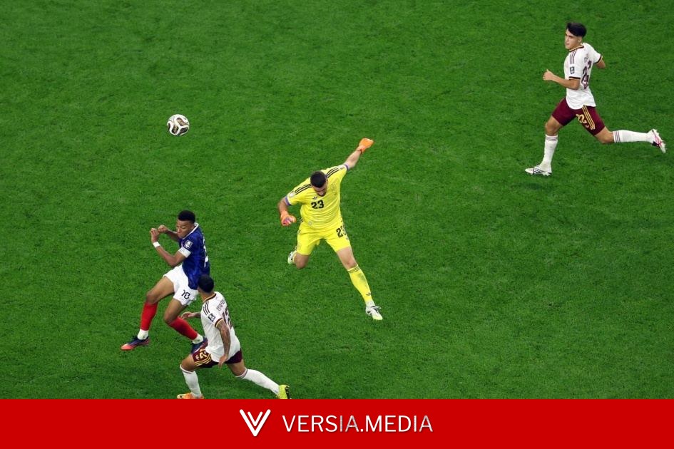 Только два голкипера опережают Уная Симона по числу «сухих» матчей в истории ЧМ