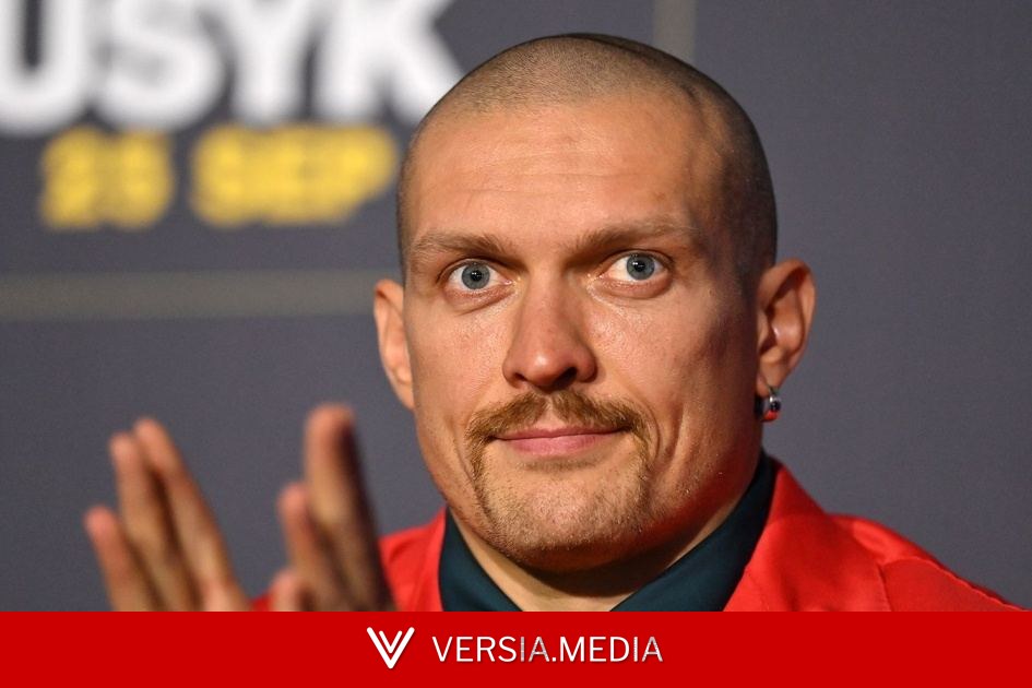 Александр Усик поздравил Энтони Джошуа с победой над Пренгой