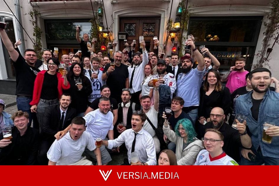 Овечкин посетил фан-встречу любителей пива в Москве в день годовщины свадьбы